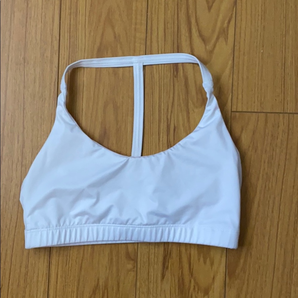 White sports bra! Never worn!